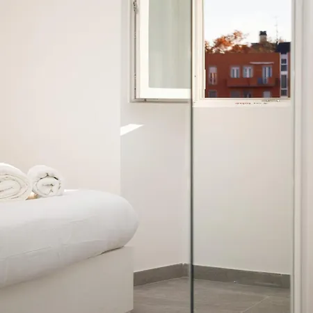 Ideal Rent - Sirtori 10 ميلان