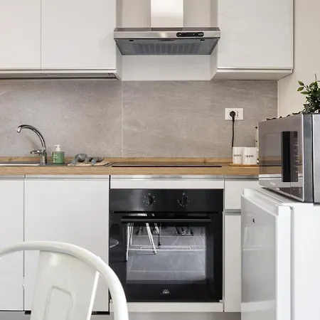 Ideal Rent - Sirtori 10 *