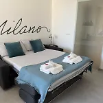 Stylish Flat Porta Venezia - Fast Wifi, Ac, Metro 5 Min From Duomo Milan * ميلان