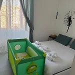 Stylish Flat Porta Venezia - Fast Wifi, Ac, Metro 5 Min From Duomo Milan