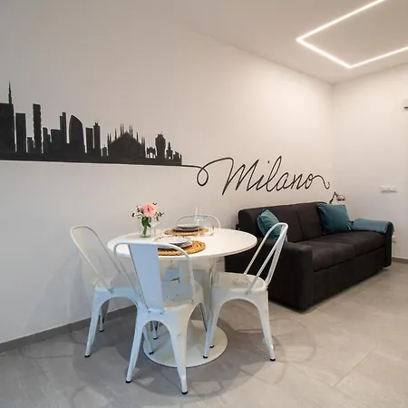 Stylish Flat Porta Venezia Fast Wifi Ac Metro-5 Min From Duomo * Mailand