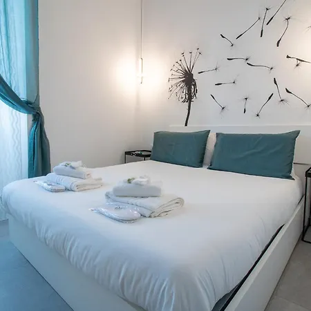 Apartment Stylish Flat Porta Venezia Fast Wifi Ac Metro-5 Min From Duomo Mailand